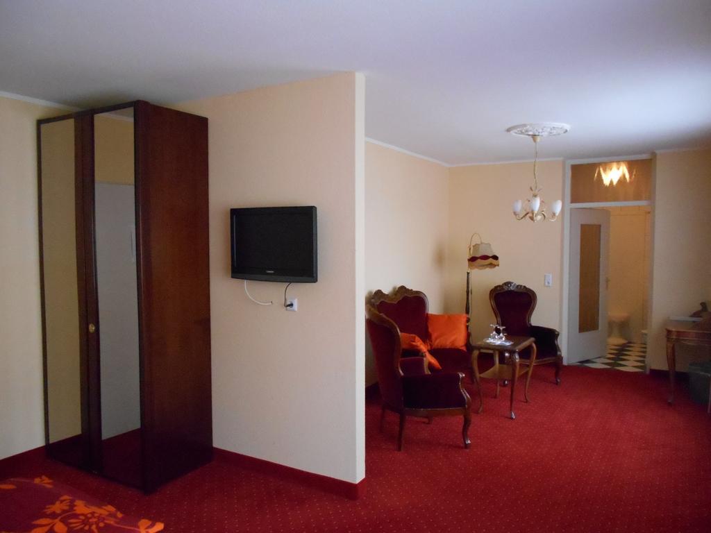 Hotel Posthof Sankt Wendel Pokoj fotografie